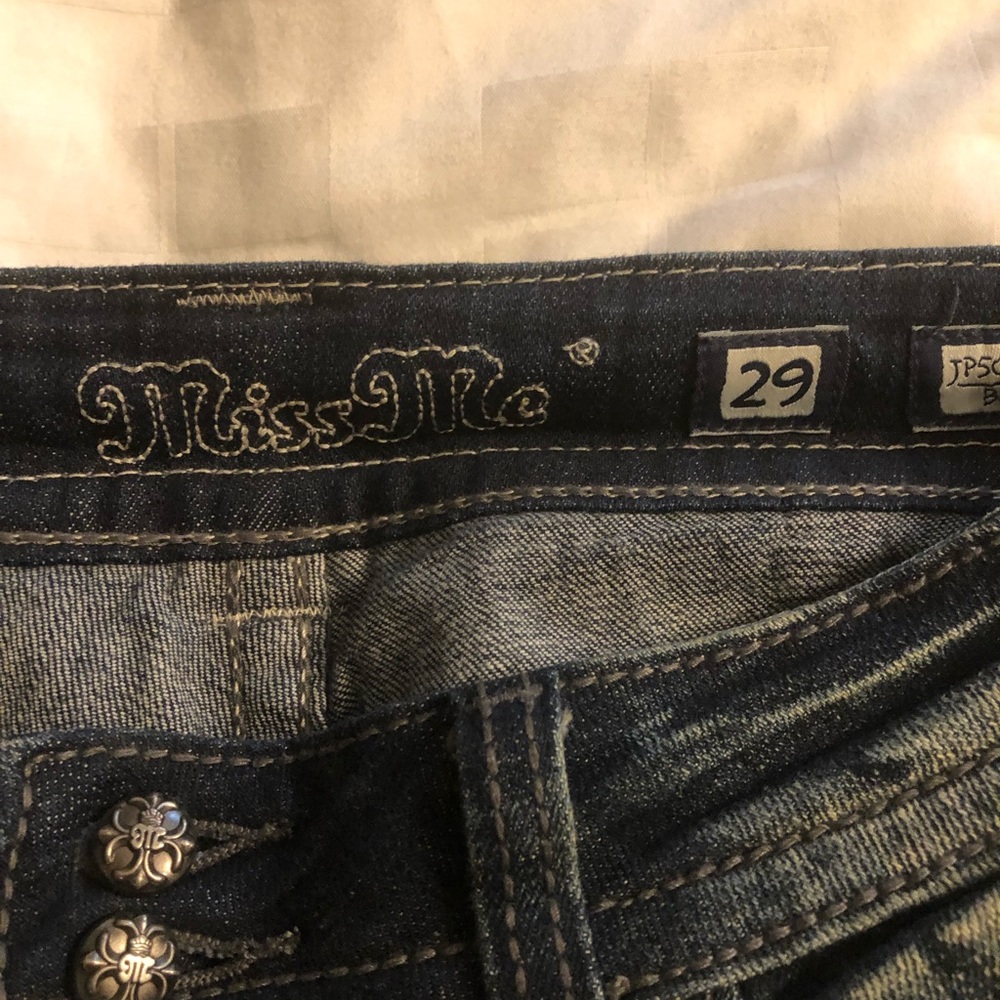 Miss Me size 28 dark wash jeans - Picture 4 of 5